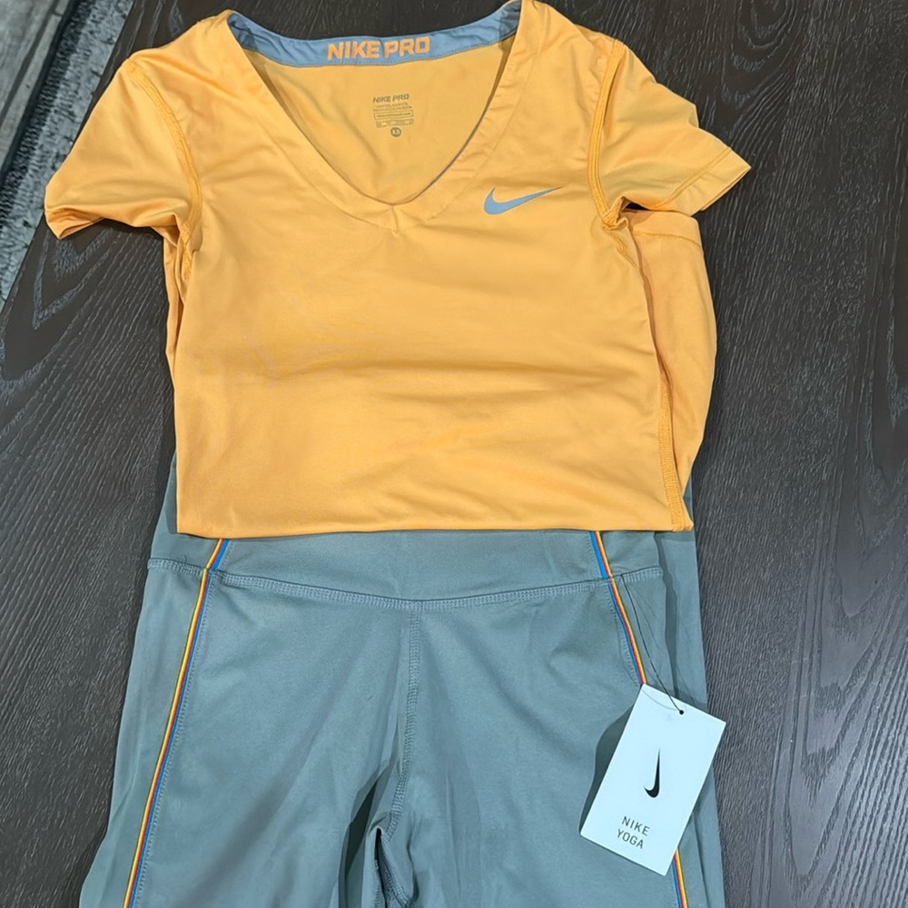Nike Xs workout gear
